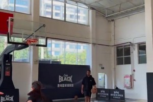 杨瀚森混音队赛前热身🔥手感在线！三分线外百发百中！