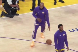 巴克利生不逢时遇到乔丹 两人亦敌亦友相爱相杀