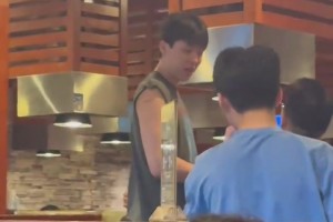 爆炸💥 弗拉格球衣与社媒播放量均跻身联盟前十！